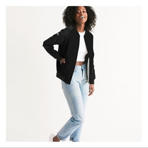 🎉HP 🖤 Everyday Bomber Jacket Black Camo NWT - Picture 7 of 9